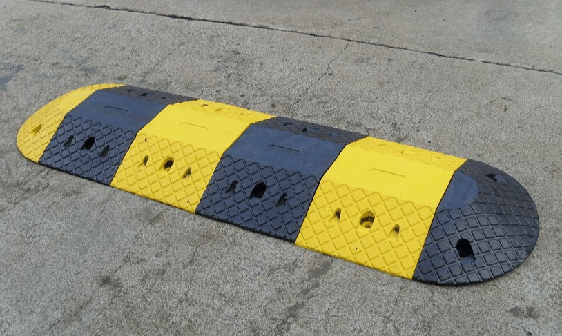 Rubber Speed Hump – 50 Tonne (Free Fixings) - Group One Line Marking