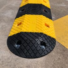 Plastic Speed Hump – 100 Tonne (Free Fixings)