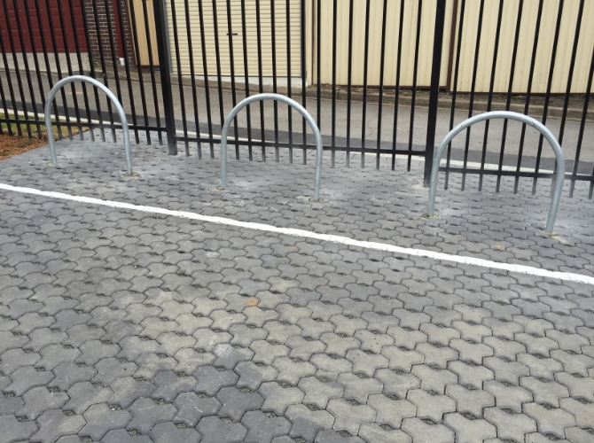 commercial-bike -racks-1