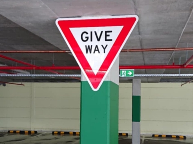 road-traffic-and-car-park-signs-2